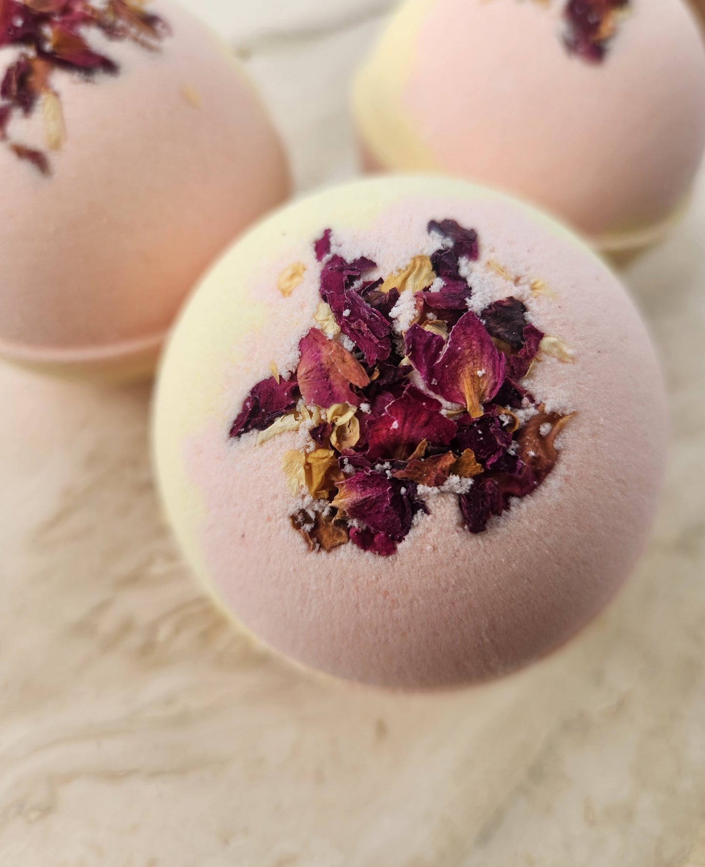 Luxe Foaming Bath Bombs
